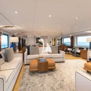 Main saloon lounge
