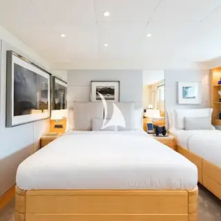 Guest triple cabin