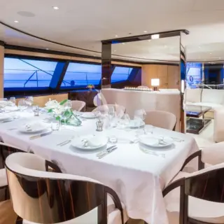 Main salon - formal dining