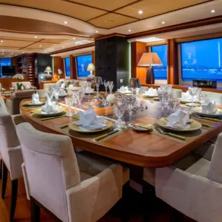 Dining area for 12 guests