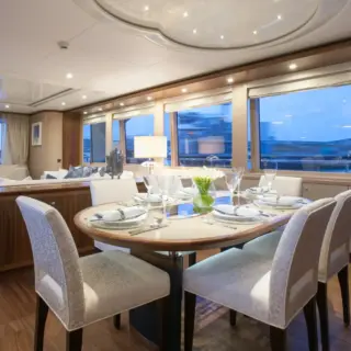 Main Deck Dining