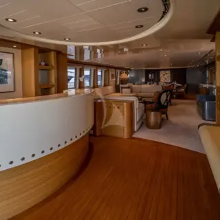 Living area - main deck