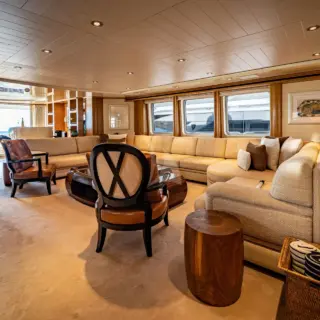 Living area - main deck