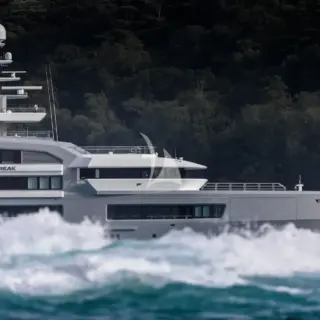 CLOUDBREAK - Image 14