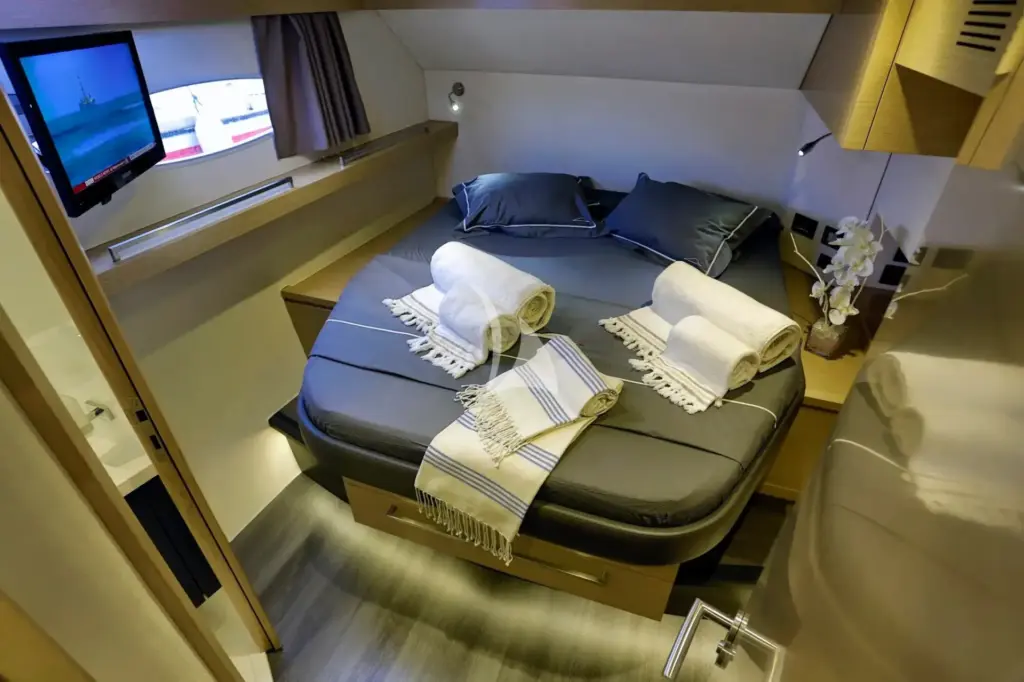 Highjinks - Guest cabin