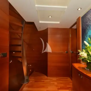 BELUGA | Guest Lobby