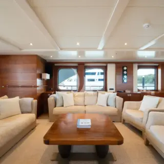 BELUGA | Main Salon Lounge