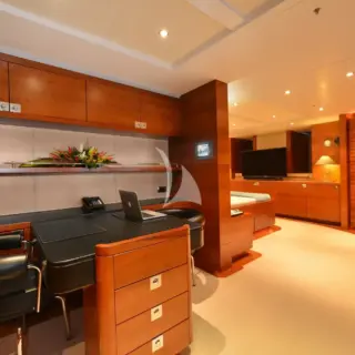 BELUGA | Master Cabin Office