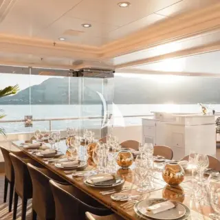 Main deck winter garden dining