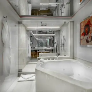 Master En Suite Bath