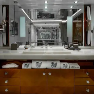 Master En Suite Bath