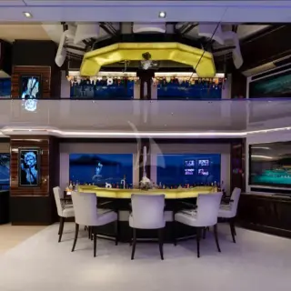 Main Salon Bar