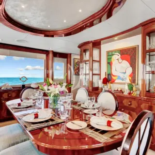 Dining Detail