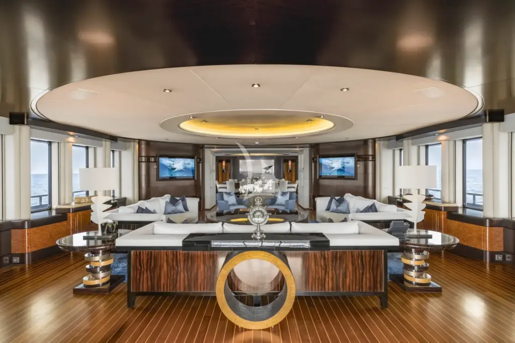 DREAM - Main salon lounge