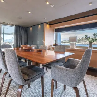Bridge deck - dining table