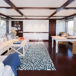 Bridge deck - Lounge, looking fwd.