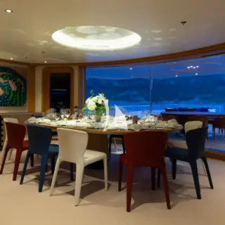 Bridge deck internal dining