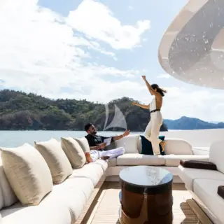 Master private deck
