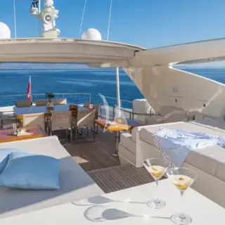 Upper deck lounging area