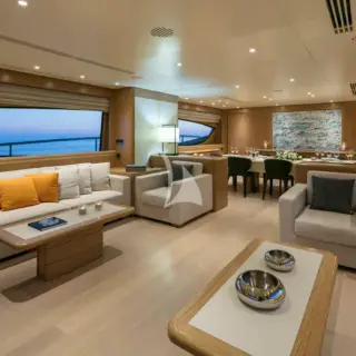 Main salon 3