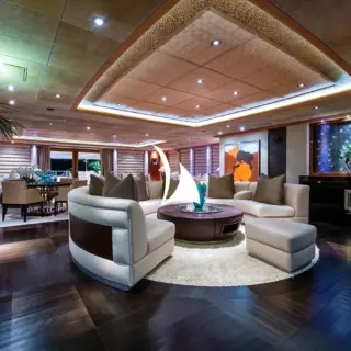 SUNRAYS main after deck centre salon