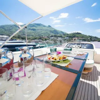 Upper Deck
