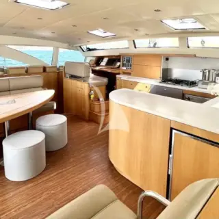 CURANTA CRIDHE - saloon