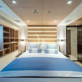 Lower deck - VIP cabin 1