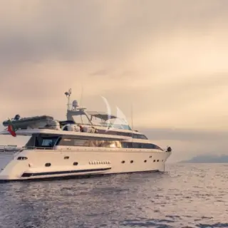 MISS CANDY - Image 12