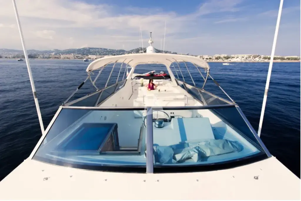 MISS CANDY - Fly bridge