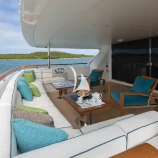 Main deck aft