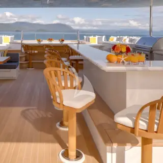 Sundeck Bar