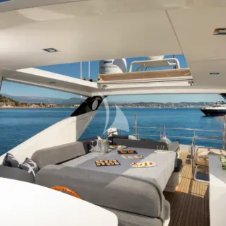 Flybridge
