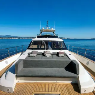 Sun deck