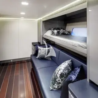 Master suite - convertible bunks