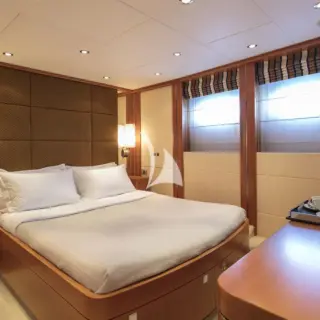Double Cabin