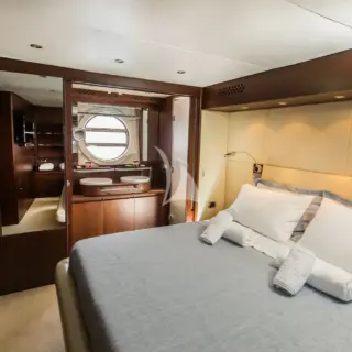 Master suite