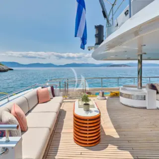 Main aft deck