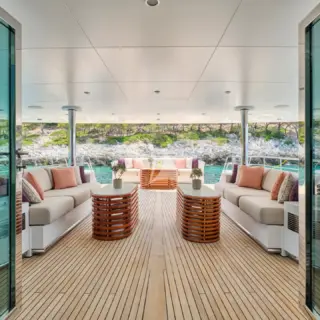 Main aft deck