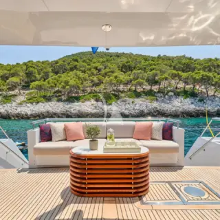 Main aft deck