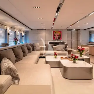 BLISS - Main Salon