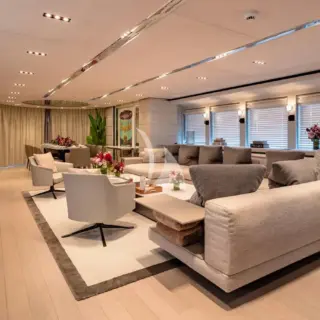 BLISS - Main Salon