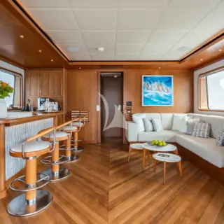 Bridge deck bar and lounge area