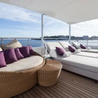 Sundeck sunoungers