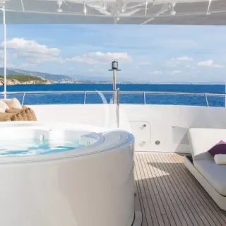 Sundeck Forward