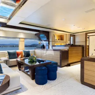 Owners salon
