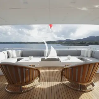 Main deck aft