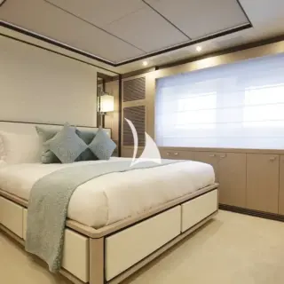 Guest cabin