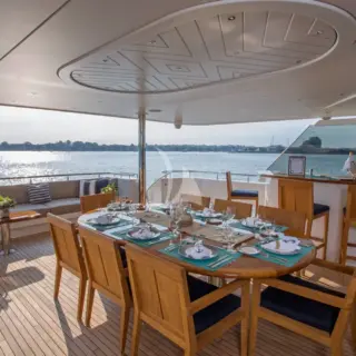 Aft deck dining