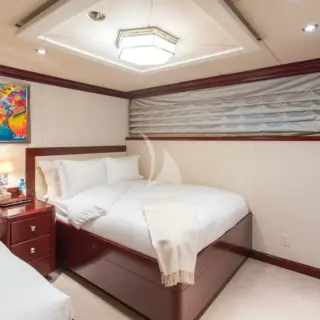 Guest Stateroom with 1 Double, 1 Single and a pullman